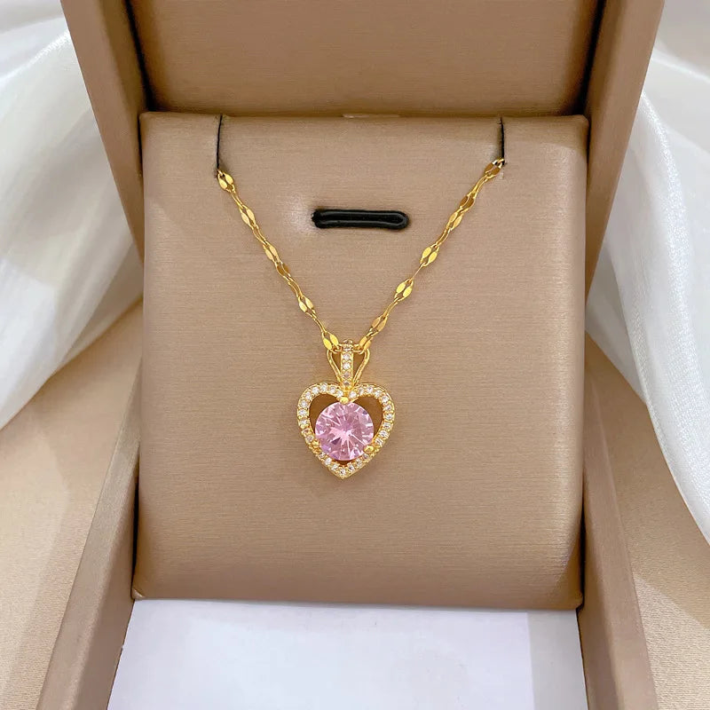 Goldene Herz-Kette aus Edelstahl
