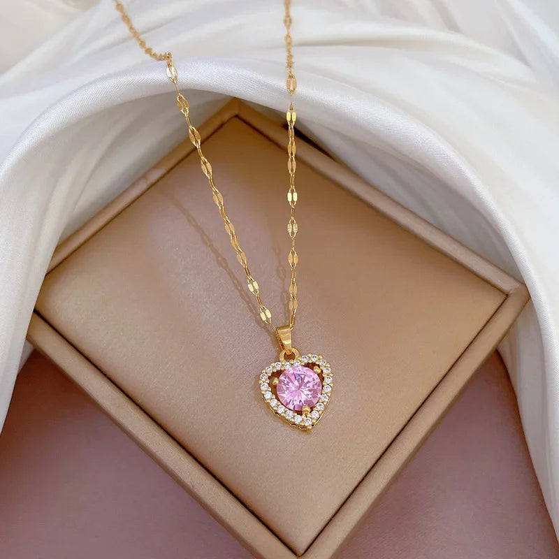 Goldene Herz-Kette aus Edelstahl