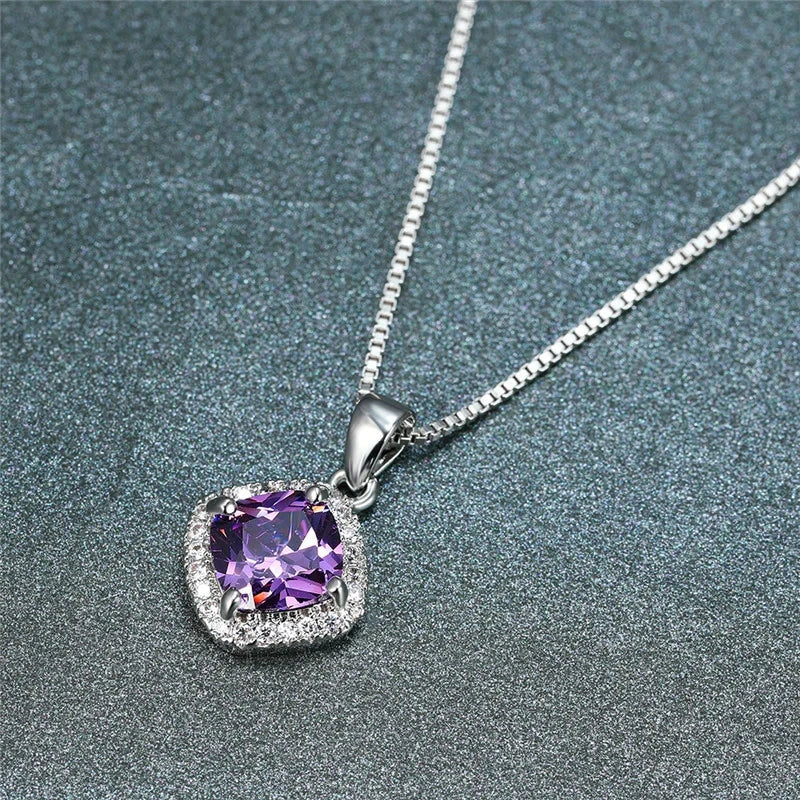 Glamouröse Box-Kette mit Kristall-Anhänger