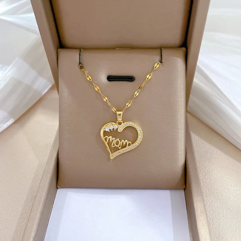 Goldene Herz-Kette aus Edelstahl