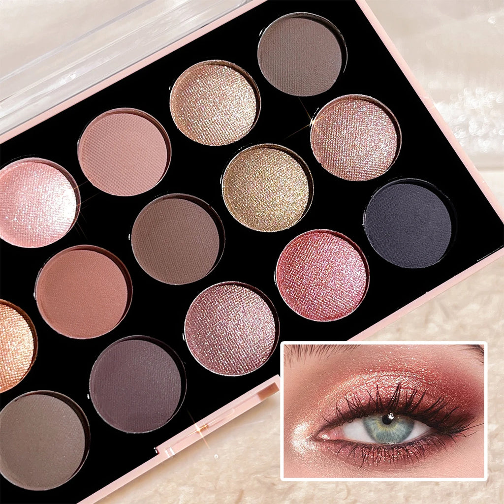 Endlose Looks: Vielseitige Eyeshadow Palette mit intensiven Pigmenten