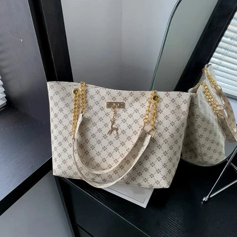 Große Leder-Tote-Bag mit Monogramm-Muster