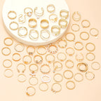 Goldener Herz-Ring im Retro-Stil