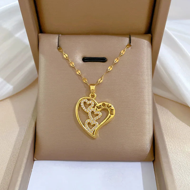 Goldene Herz-Kette aus Edelstahl