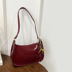 Must-Have Trend-Bag: Chic, Kompakt & inklusive Taschenanhänger