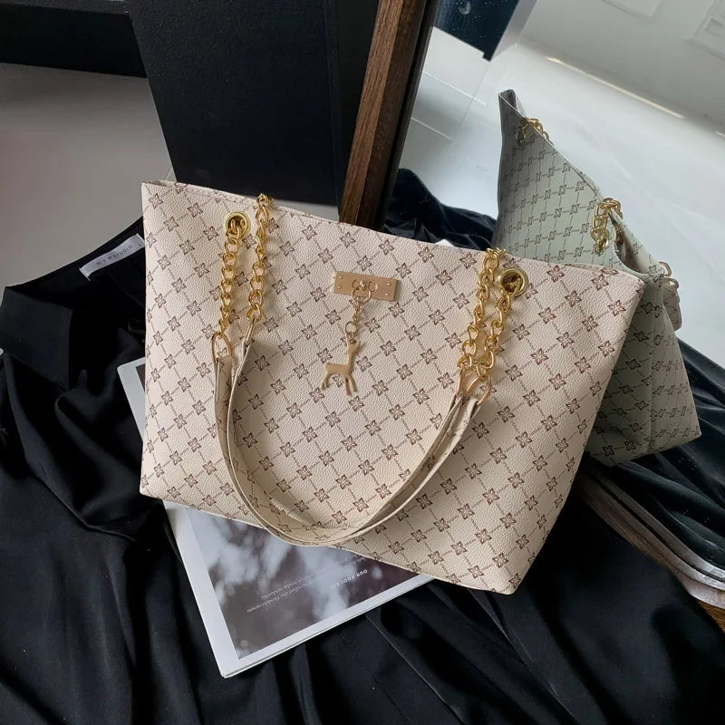 Große Leder-Tote-Bag mit Monogramm-Muster