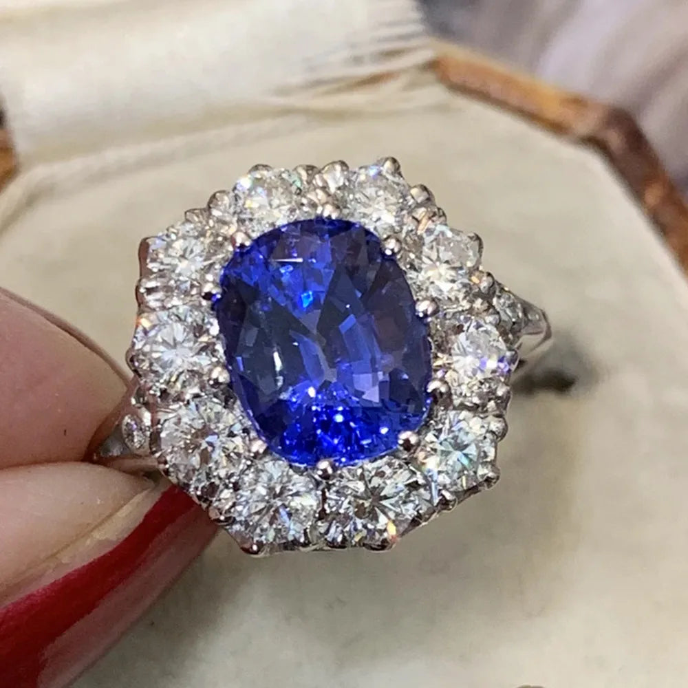 Eleganter Huitan Ring mit Brillantschliff-Optik