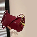 Must-Have Trend-Bag: Chic, Kompakt & inklusive Taschenanhänger