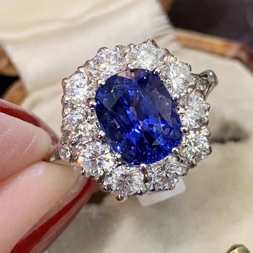 Eleganter Huitan Ring mit Brillantschliff-Optik